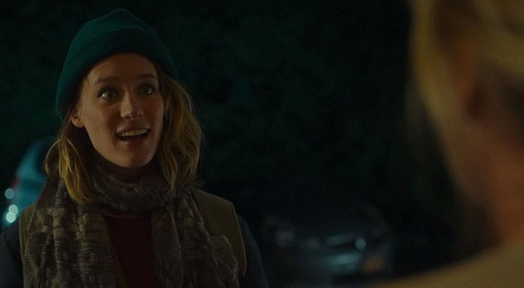 Tully chega na casa de Marlo.