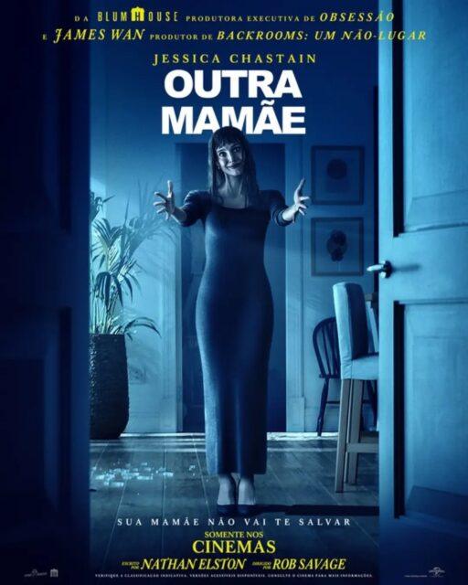 Este é o novo pôster oficial do filme "Outra Mamãe" (Other Mommy), uma produção que mescla terror psicológico e sobrenatural estrelada por Jessica Chastain. O elenco principal também conta com Arabella Olivia Clark e Jay Duplass.Rob Savage assume a cadeira de diretor, enquanto Nathan Elston assina o roteiro adaptado do romance de terror "Incidents Around the House", escrito por Josh Malerman.O filme "Outra Mamãe", distribuído pela Universal Pictures, chega aos cinemas do Brasil em 8 de outubro.•••#outramamãe #filmesdeterror #terrorpsicologico #terrorsobrenatural #jessicachastain