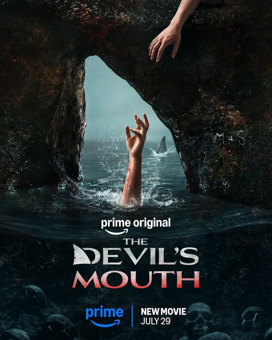 Este é o pôster oficial (em inglês) de "The Devil's Mouth", filme de terror e sobrevivência de tubarão dirigido por Jeff Wadlow.O elenco é estrelado por Kathryn Newton, Lana Condor, Gavin Casalegno e Nico Hiraga. A dupla Aja Gabel e Myung Joh Wesner assina o roteiro.Nos Estados Unidos, a estreia está agendada para hoje (29), diretamente na plataforma de streaming Amazon Prime Video. Aqui no Brasil, "The Devil's Mouth" deve chegar simultaneamente ao catálogo do streaming.•••#thedevilsmouth #tubarao #filmesdesuspense #kathrynnewton #lanacondor