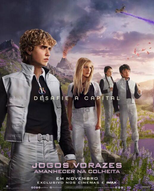 Além do segundo trailer oficial de "Jogos Vorazes: Amanhecer na Colheita" (The Hunger Games: Sunrise on the Reaping), a Paris Filmes também divulgou dois pôsteres.O primeiro, o pôster dos Distritos, traz a mensagem "DESAFIE A CAPITAL" e destaca os atributos reunidos na arena da 50ª edição (o Segundo Massacre Quaternário), simbolizando o início da rebeldia e a quebra do sistema.O segundo é o pôster da Capital, que traz a frase "O PODER A SEU FAVOR" e está focado no controle político, na opressão e na espetacularização dos Jogos Vorazes pela elite dominante de Panem.Não perca a estreia de "Jogos Vorazes: Amanhecer na Colheita" nos cinemas do Brasil no dia 19 de novembro. •••#jogosvorazes #ficcaocientifica #francislawrence #filmedesuspense #jogosvorazesamanhecernacolheita