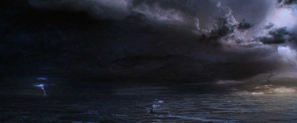 O pequeno barco pesqueiro Andrea Gail navega com seis tripulantes em direção a tempestade perfeita.