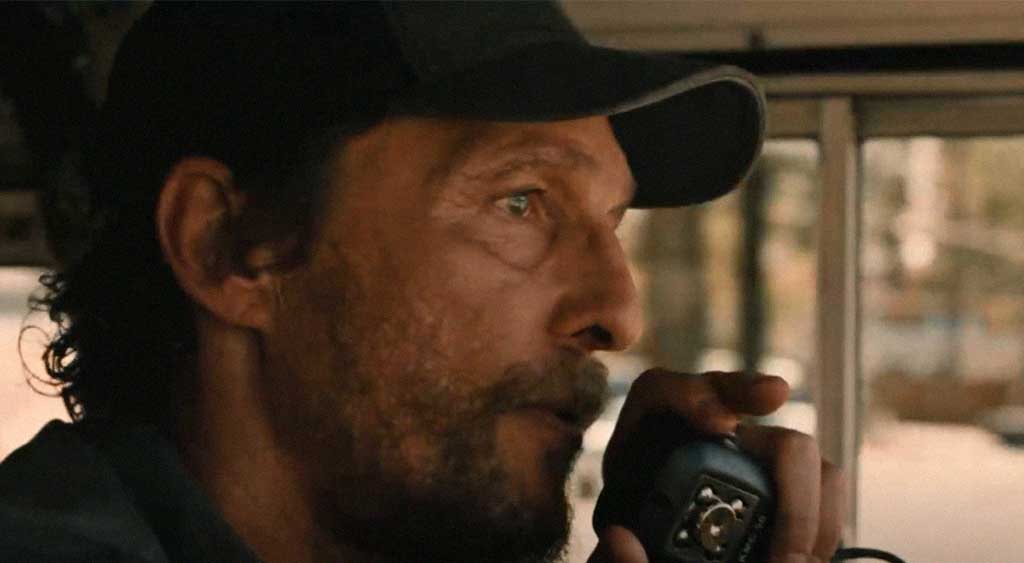 Kevin McKay avisa a chefe Ruby Bishop que vai precisar fazer mais uma parada rápida por conta de um problema familiar.