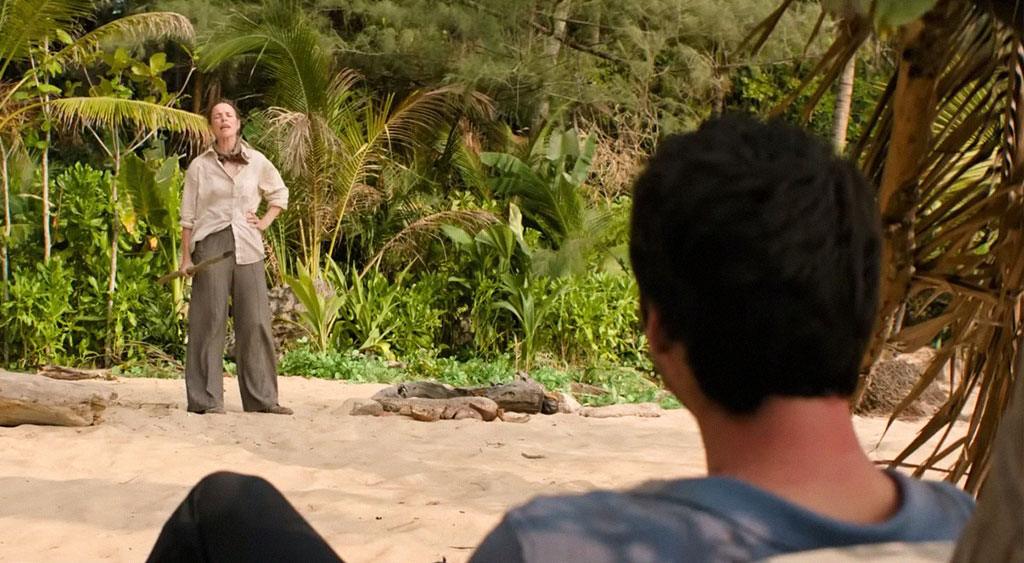 Sentado à sombra, Preston subestima a capacidade de Linda ao vê-la com uma lança em punho, pronta para ir abater a sua caça.